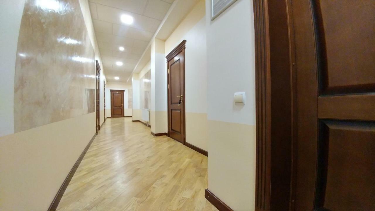 Hotel Meridian Brodi Kültér fotó