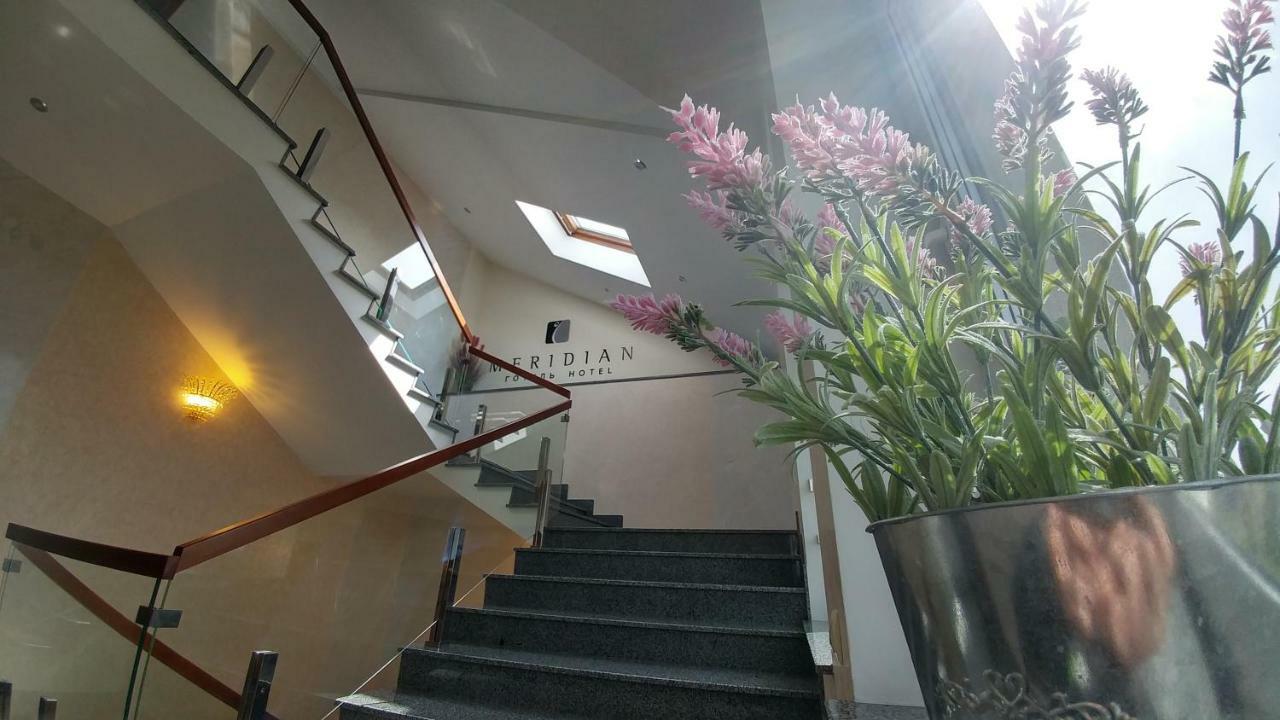 Hotel Meridian Brodi Kültér fotó
