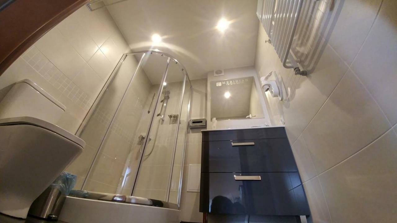 Hotel Meridian Brodi Kültér fotó