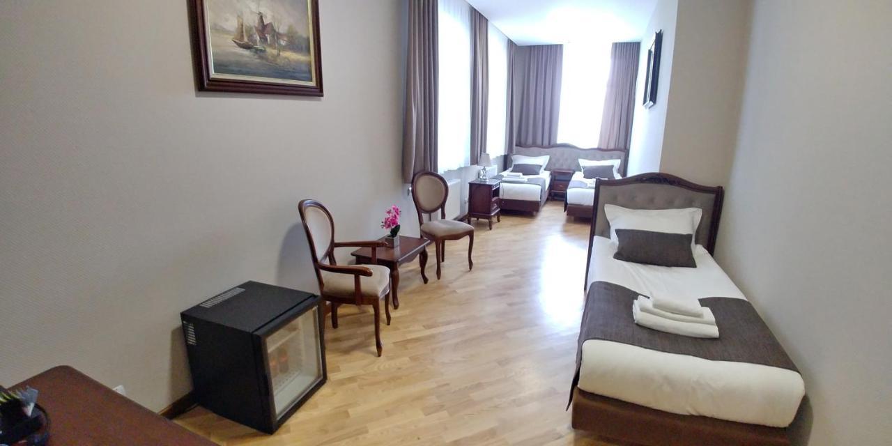 Hotel Meridian Brodi Kültér fotó