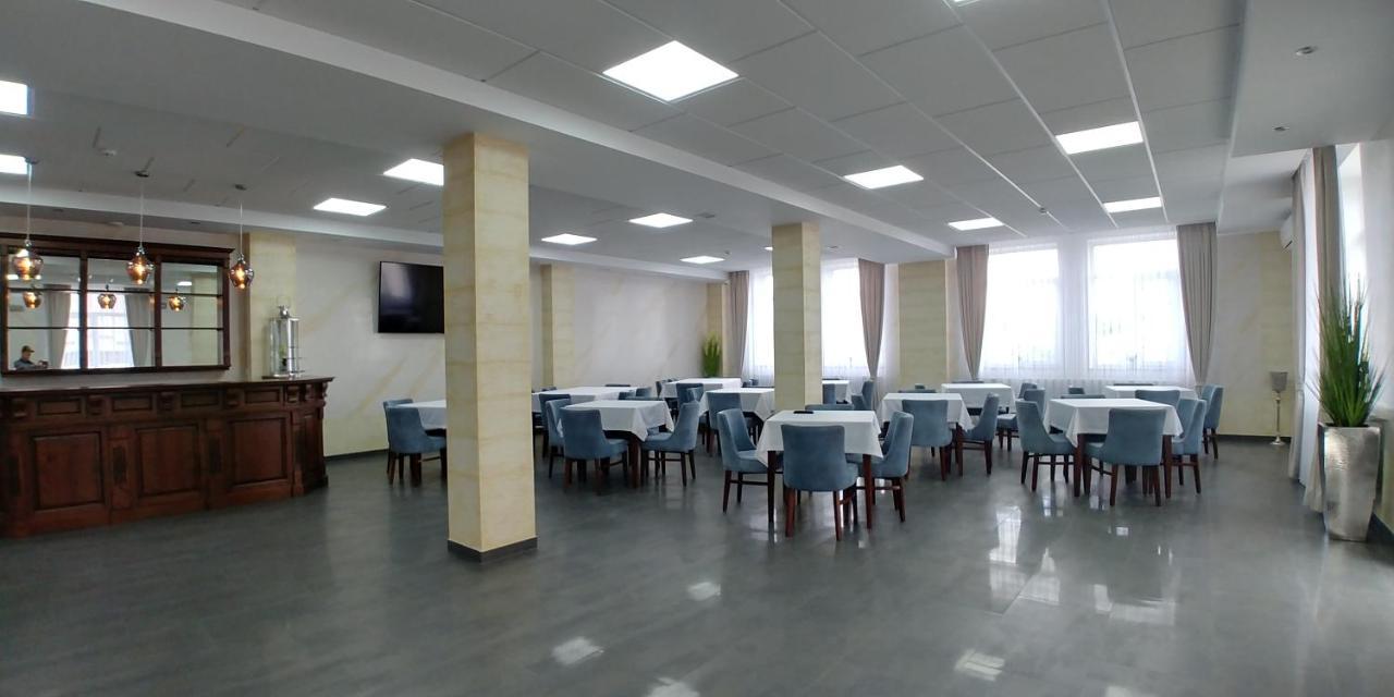 Hotel Meridian Brodi Kültér fotó