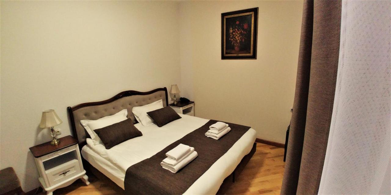 Hotel Meridian Brodi Kültér fotó