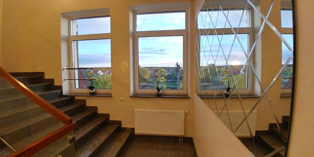 Hotel Meridian Brodi Kültér fotó
