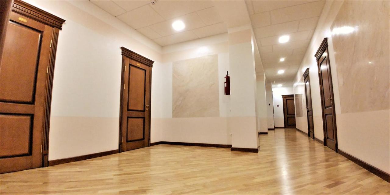 Hotel Meridian Brodi Kültér fotó